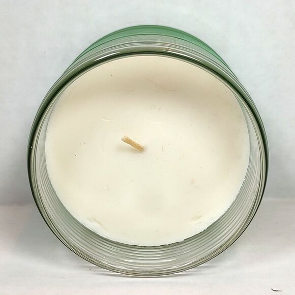 Modern Coastal Scented Candle 12 oz Green Ombre Gradient Glass Ribbed Jar NWT - Picture 5 of 6